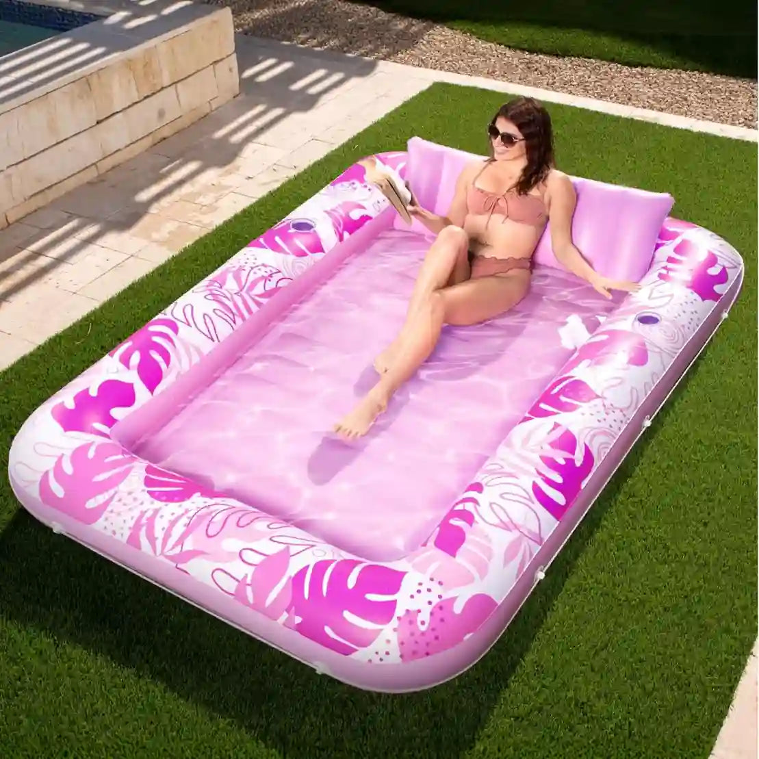 CloudFloat DoubleLayer Lounge