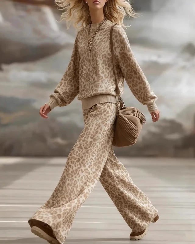 Lana Leopard Cozy Set