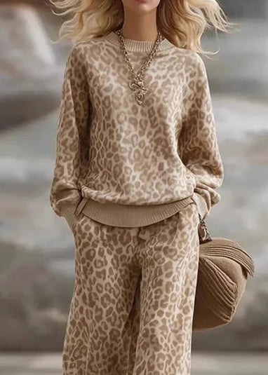 Lana Leopard Cozy Set